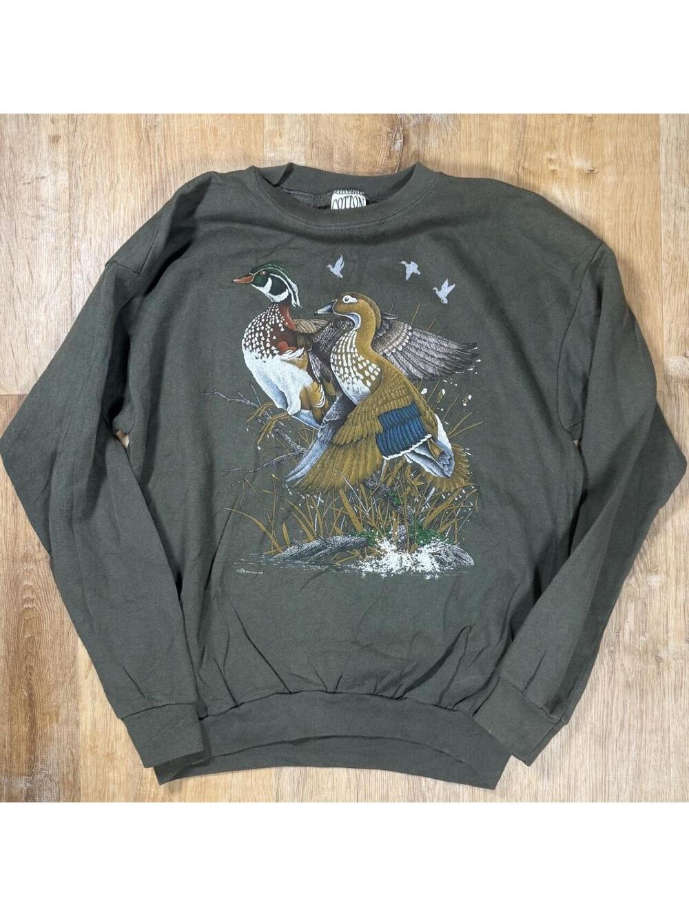 90s Duck Graphic Sweatshirt – (L)
